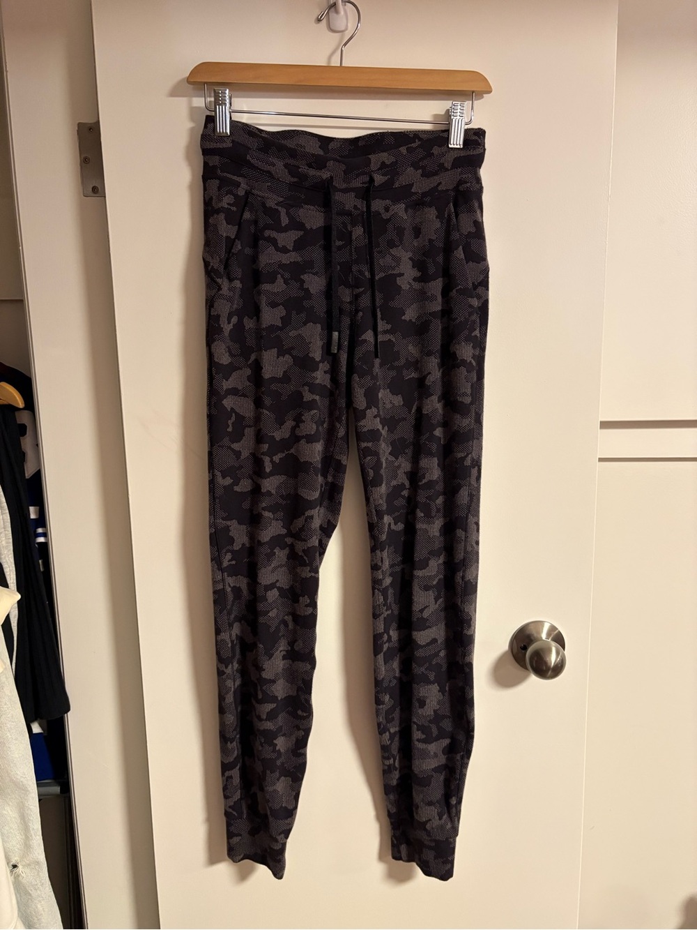 Lululemon Ready to Rulu - Dark Gray Camo Jogger Pants